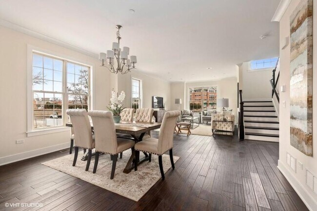 Foto del edificio - 2 bedroom in Chicago IL 60015