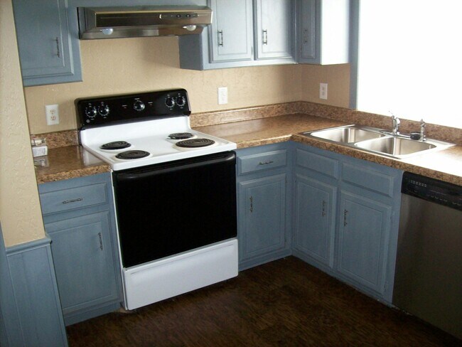 Foto del edificio - 410 S Greengate Dr