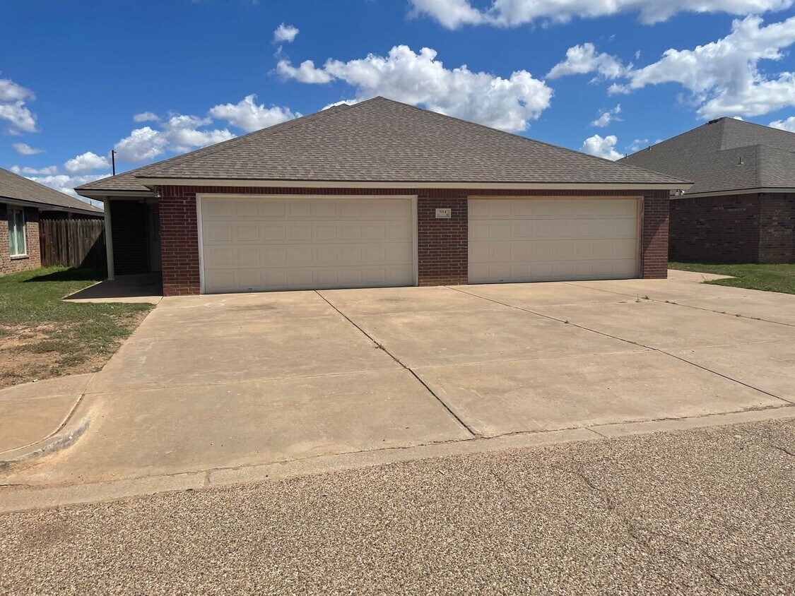 Foto principal - 504 N Brentwood Ave
