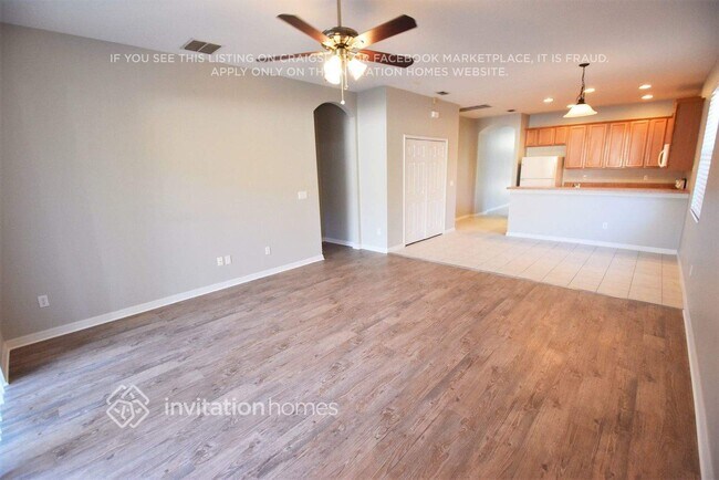 Building Photo - 8345 Baywood Vista Dr