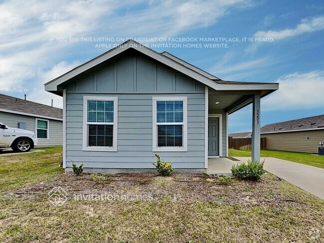 Building Photo - 3203 Crestone Dr