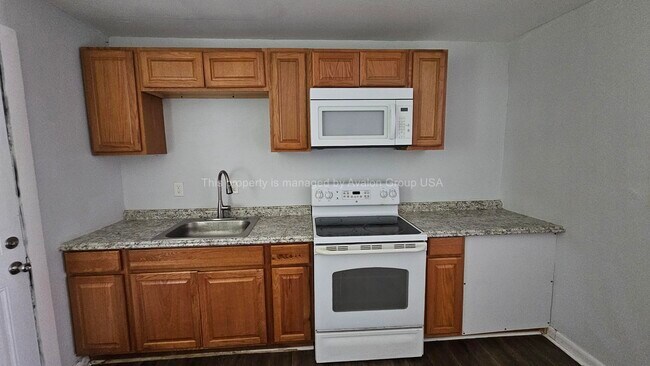 Foto del edificio - 610 W 18th St