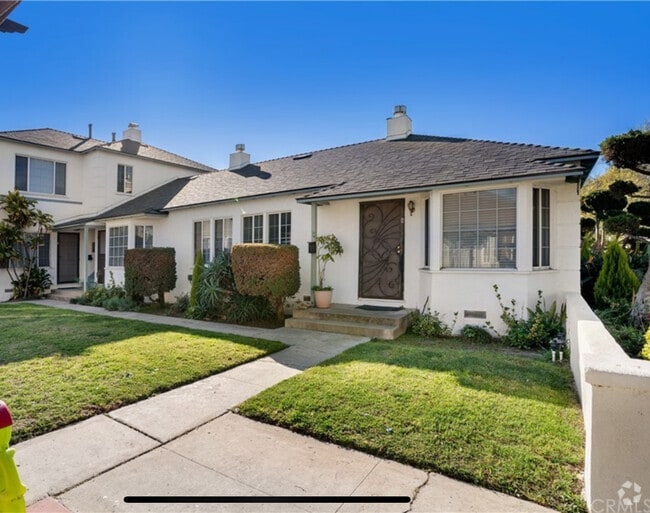 Building Photo - 15710 Halldale Ave