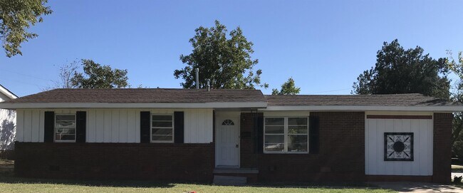 Building Photo - 1502 NW 47th St
