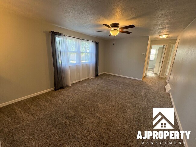Foto del edificio - 4001 E 20th St