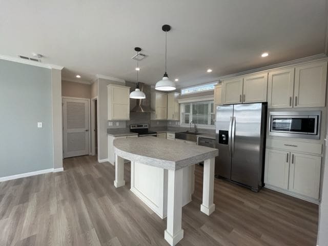 Building Photo - 41108 Roselle Lp