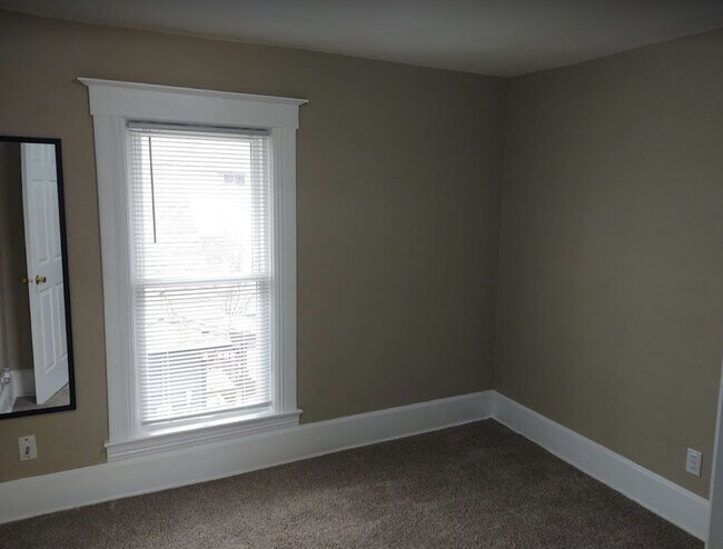 Foto del edificio - 1228 Wilson Ave SW