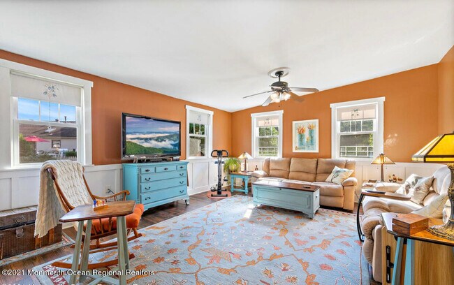 Foto del edificio - 851 Bay Ave