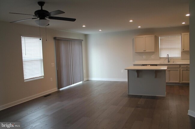 Building Photo - 8946 Penrith Dr