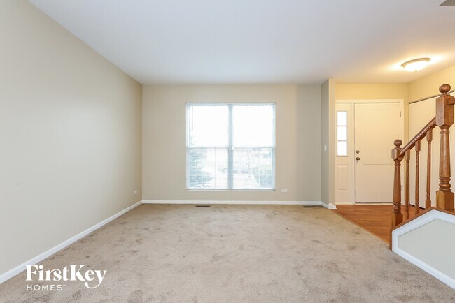 Building Photo - 454 Bluebird Dr