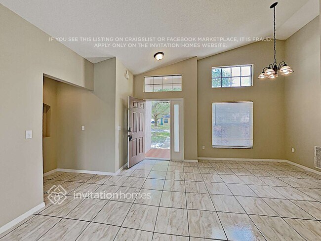 Foto del edificio - 106 Quiet Oak Ct