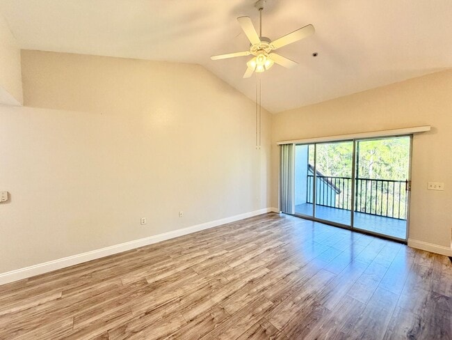 Foto del edificio - ** FAIRWAY PRESERVE ** 2 BED / 1 BATH COND...