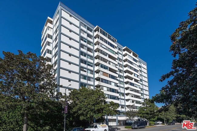 Edificio - 969 Hilgard Ave