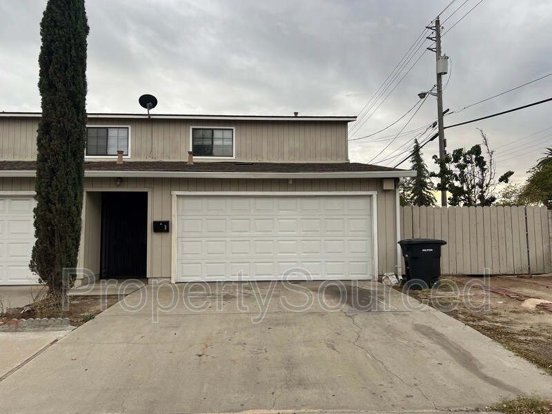 2717 Janna Ave, Modesto, CA 95350 Townhome Rentals in Modesto CA