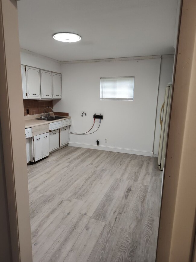Foto del edificio - 2 bedroom 1 bath apartment Maryville ( Blo...