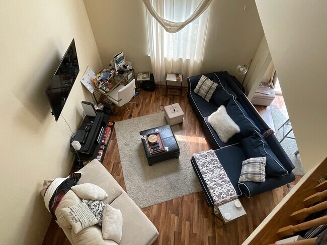 Foto del edificio - 1131 Grand Lake Ct