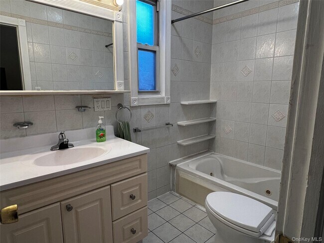 Foto del edificio - 5-16 Woodward Ave