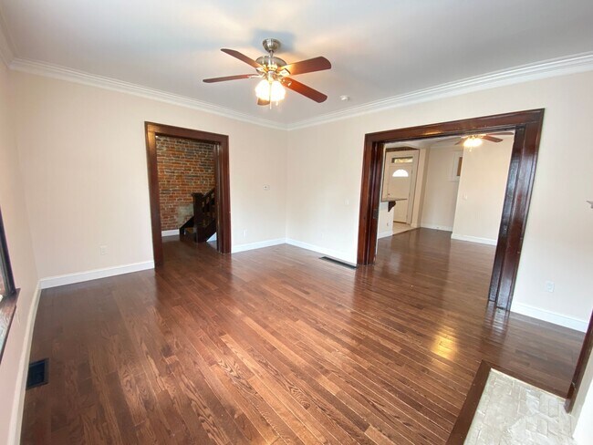 Foto del edificio - 1475 Worthington St