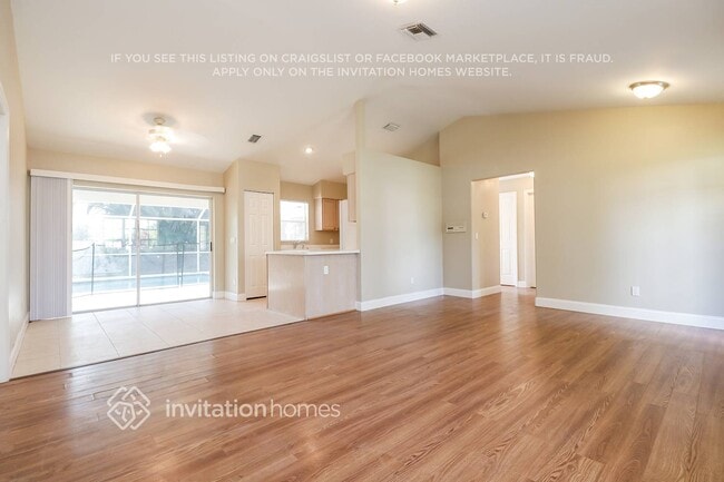 Foto del edificio - 2720 SW 12th Ave