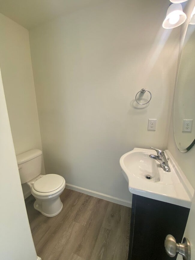 Foto del edificio - Beautiful 3 Bedroom, 2.5 Bath Townhome in Dallastown Schools!
