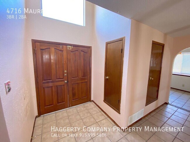 Building Photo - 4716 Maureen Cir