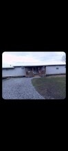 Building Photo - 4560 Shore Dr
