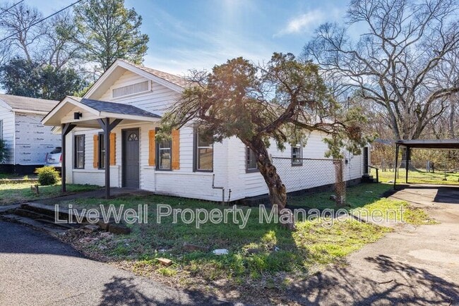 Foto del edificio - 2212 20th St N