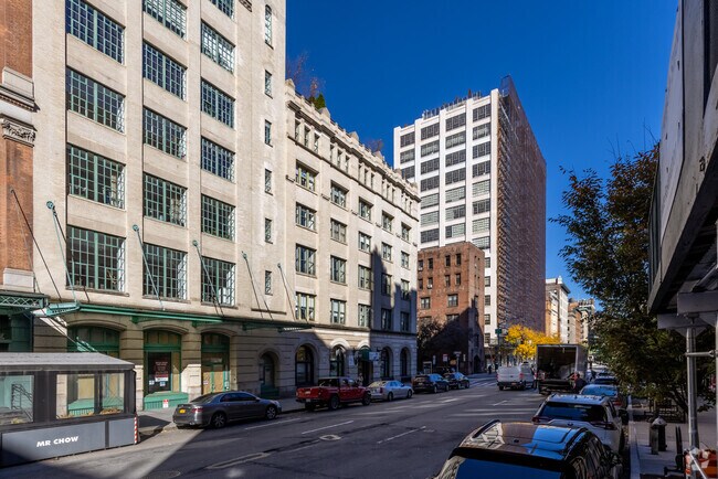 Building Photo - The North Moore