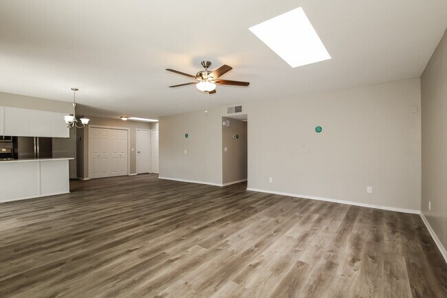 Foto del edificio - 1815 W Wikieup Ln