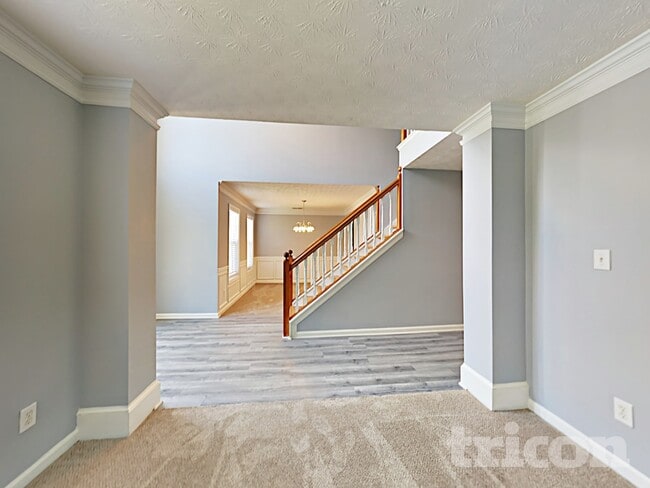 Building Photo - 268 Lakeview Pl
