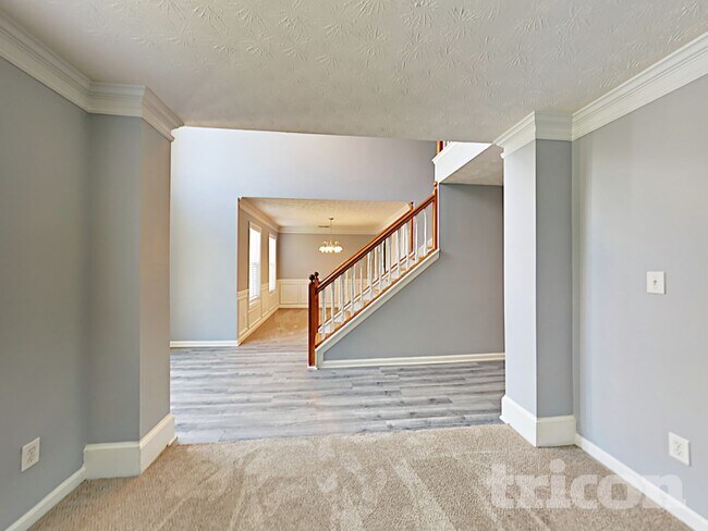 Foto del edificio - 268 Lakeview Pl