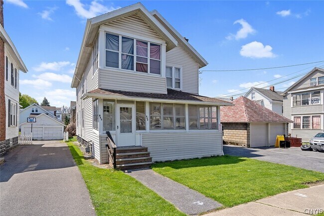 Foto del edificio - 967 Wadsworth St