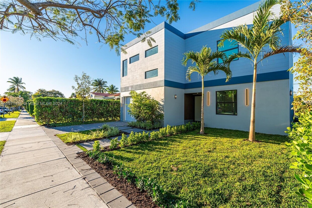 2252 SW 22nd Ter, Miami, FL 33145 House Rental in Miami, FL