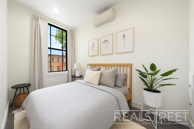 Foto del edificio - BRAND NEW 2 Bed in Bed Stuy!