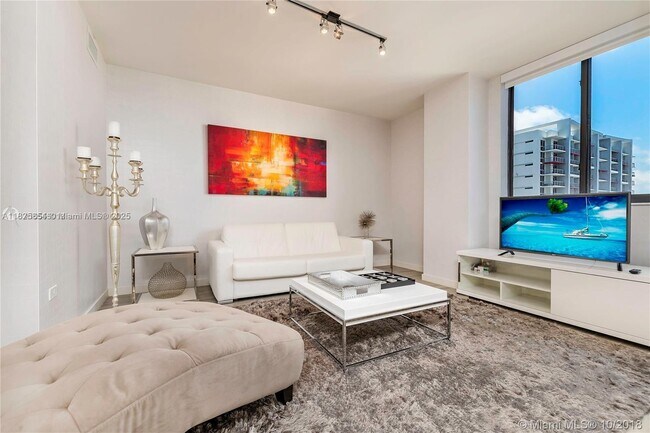 Foto del edificio - 999 SW 1st Ave