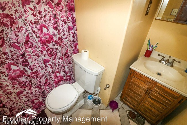 Foto del edificio - 823 N 8th St
