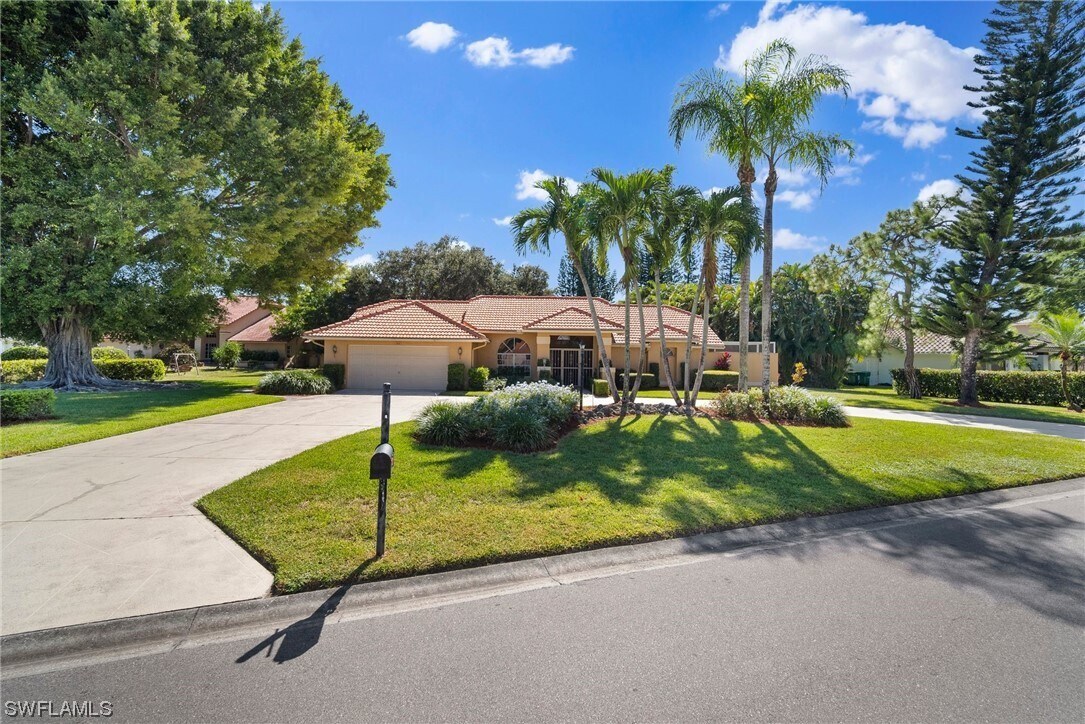 Primary Photo - 264 Henley Dr