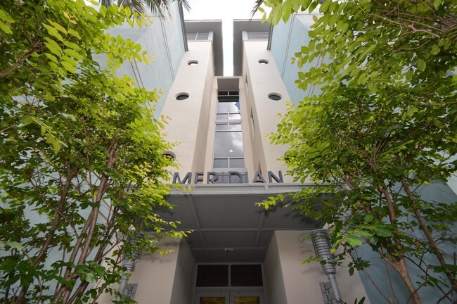 Foto del edificio - 335 SE 6th Ave