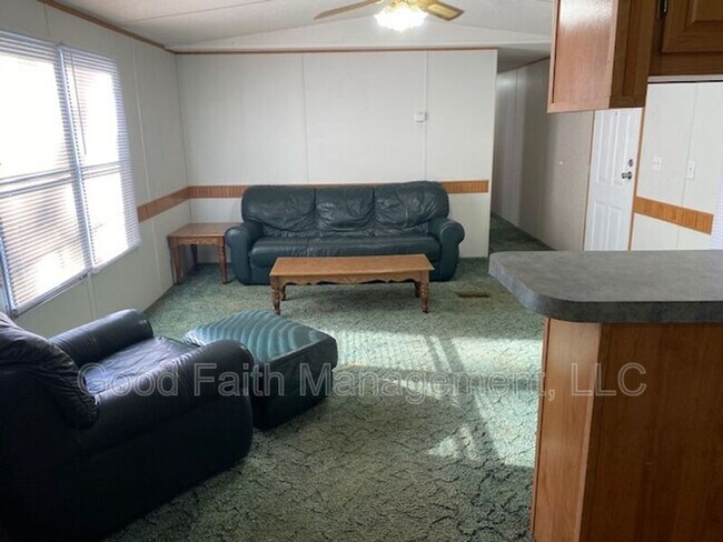 Foto del edificio - 3721 Byrd Rd