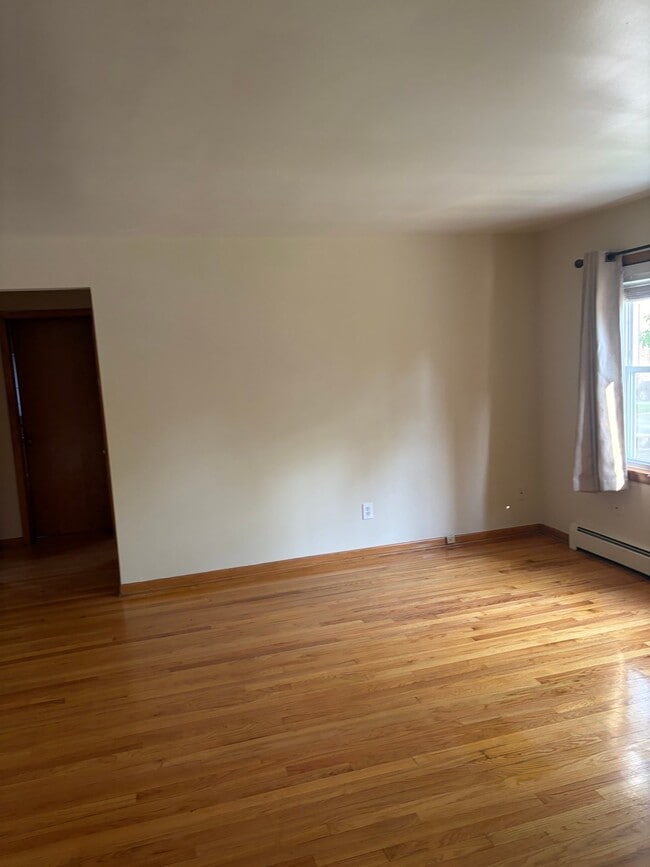 Building Photo - 3500 S Oak Park Ave