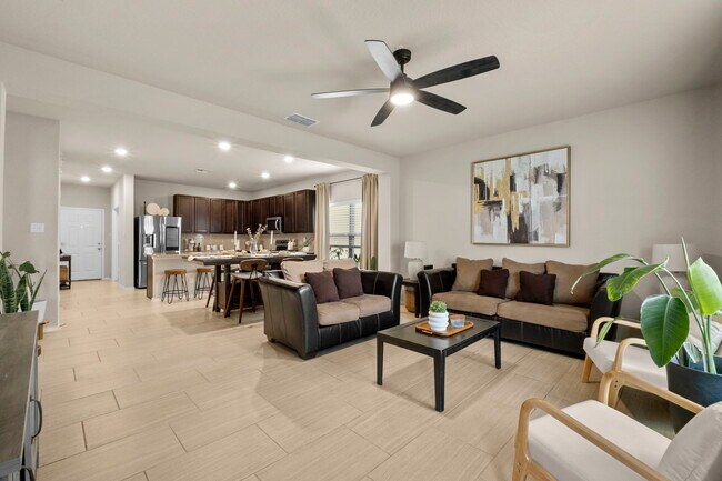 Building Photo - 15235 Comanche Hls