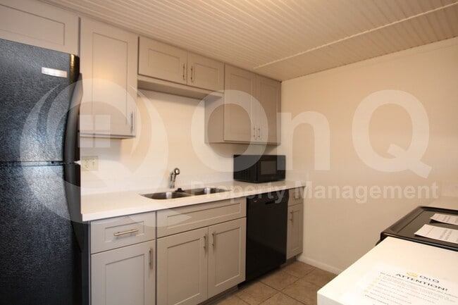 Building Photo - 3511 E Baseline Rd