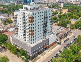 Building Photo - 639 Main