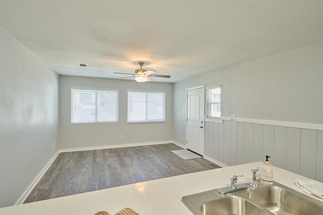 Foto del edificio - 26 Harbour Row Dr