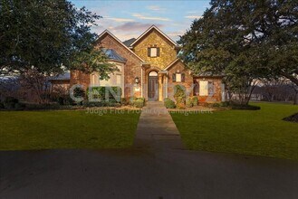 Building Photo - 900 Amethyst Dr