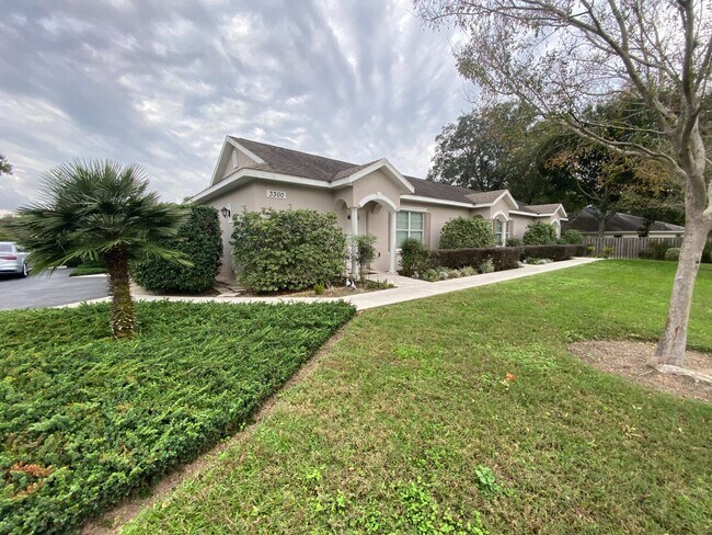 Foto del edificio - 3300 SW 26th St