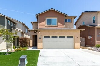 Building Photo - 2311 Mallard Ct