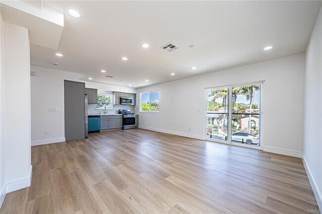 Foto del edificio - 2055 S Garth Ave