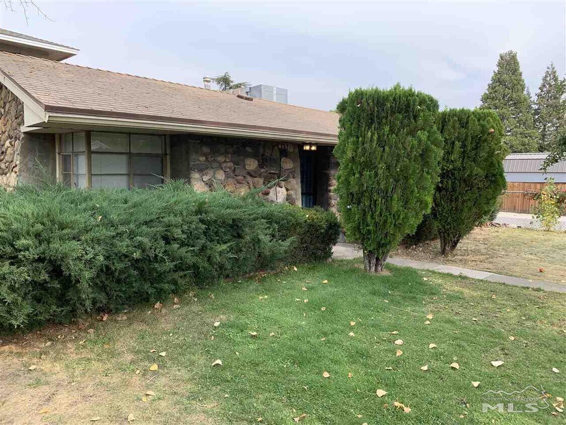 1805 W Plumb Ln, Reno, NV 89509 House Rental in Reno, NV