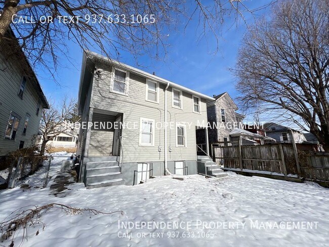 Building Photo - Sta Clara Pair - " MOVE IN SPECIAL " GET Y...